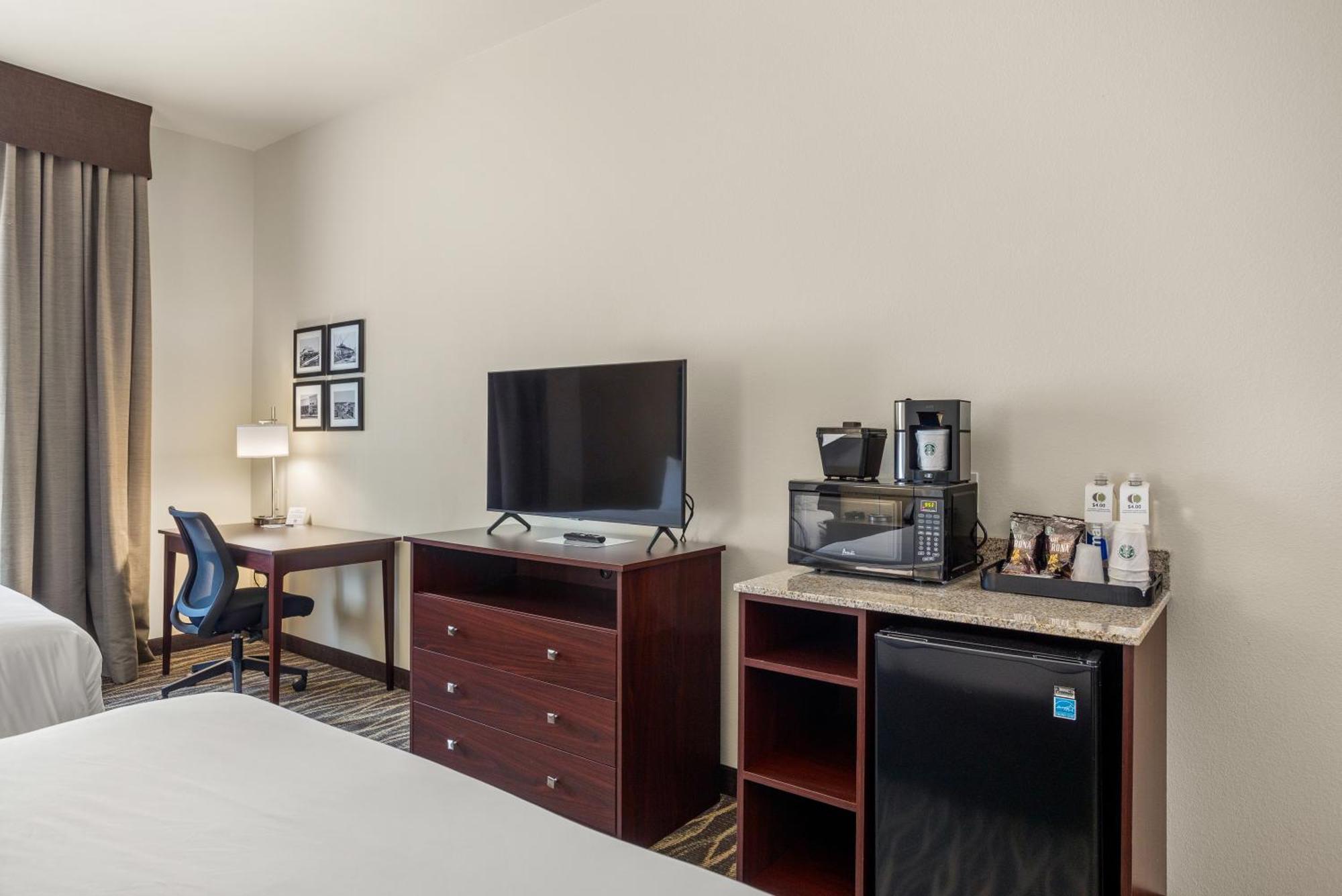 Cobblestone Hotel & Suites - De Pere Green Bay Exterior foto